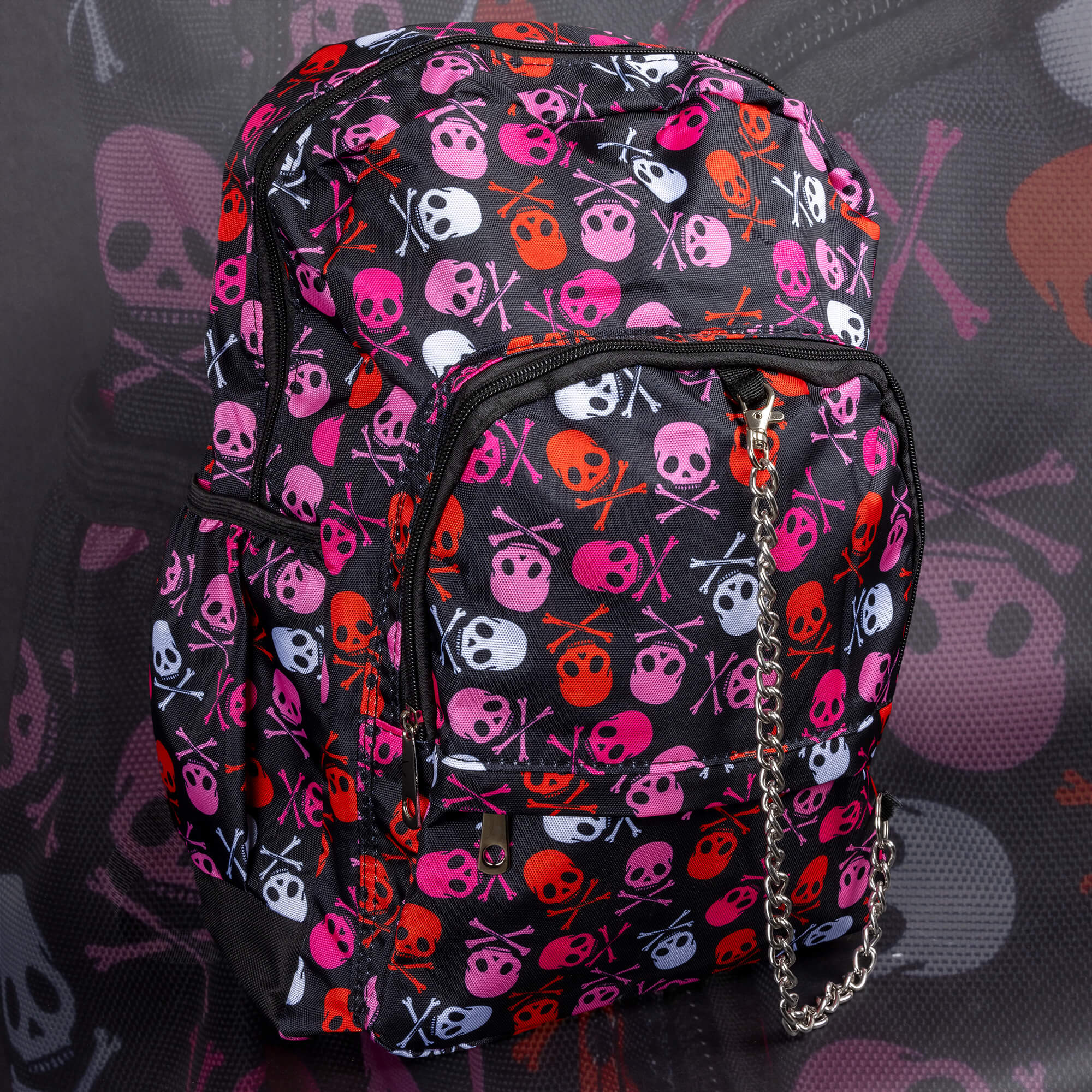 Pink Skull & Crossbones Backpack with Chain Detail – GOTHX UK display picture 3