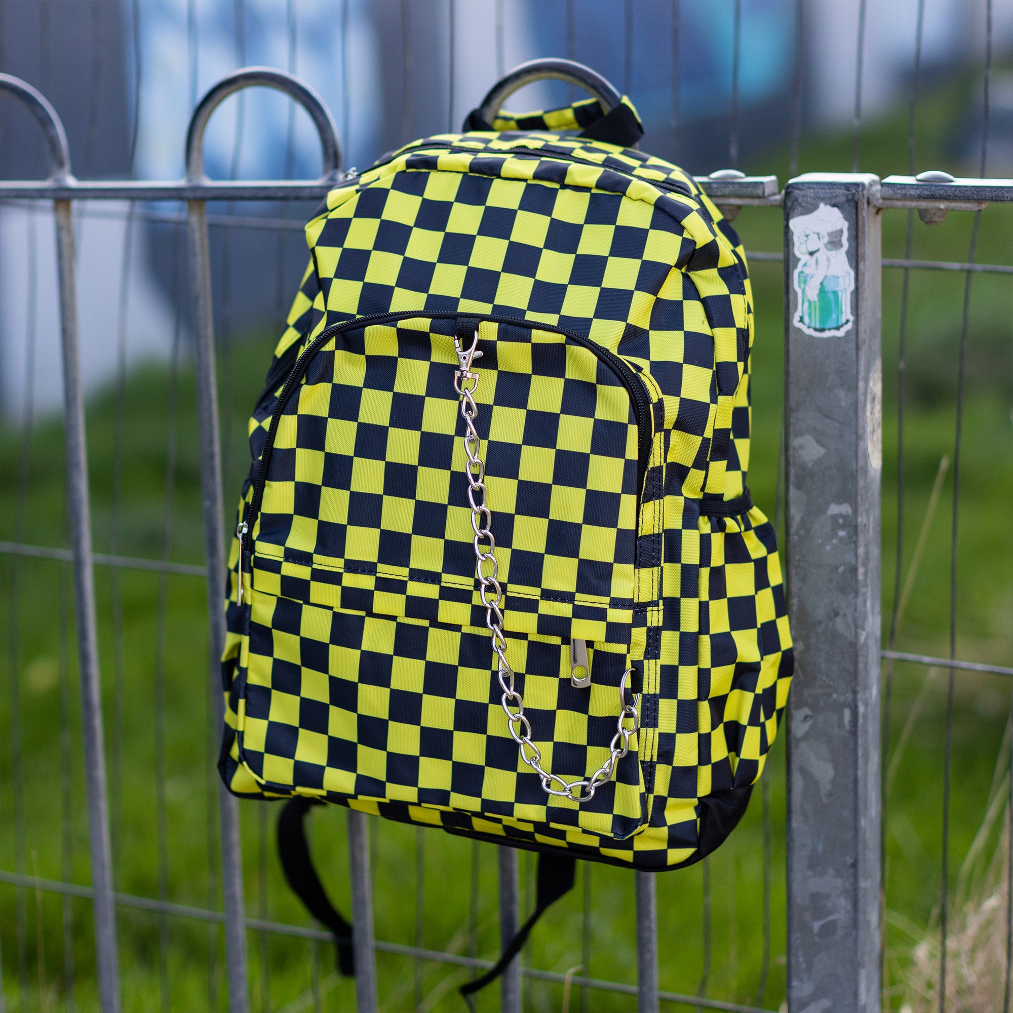 EVE0076 Yellow Checkered Backpack — HOT SET PROPS