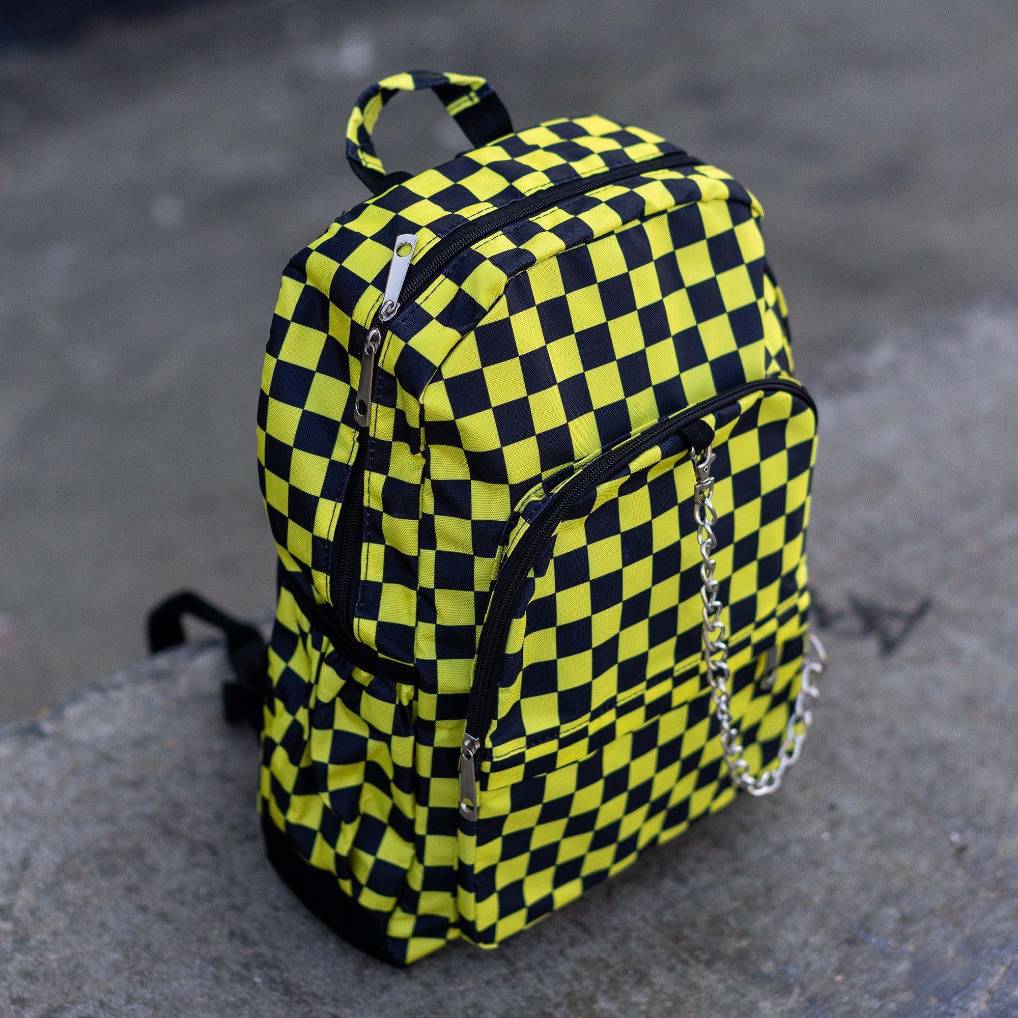 EVE0076 Yellow Checkered Backpack — HOT SET PROPS